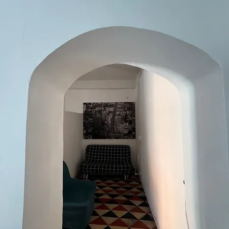 Victoria Apartment *